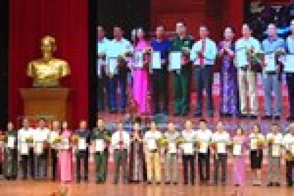 ICOGroup tham gia ủng hộ Quỹ khuyến học, khuyến tài của tỉnh Bắc Giang
