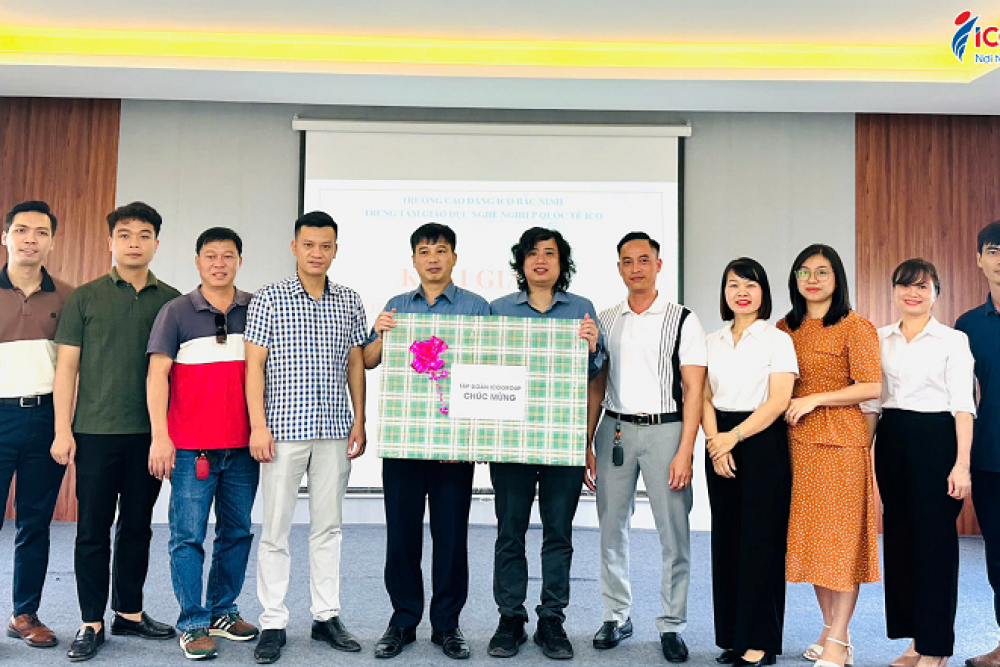 ICOGroup khai giảng lớp sơ cấp vận hành xe nâng khóa 1